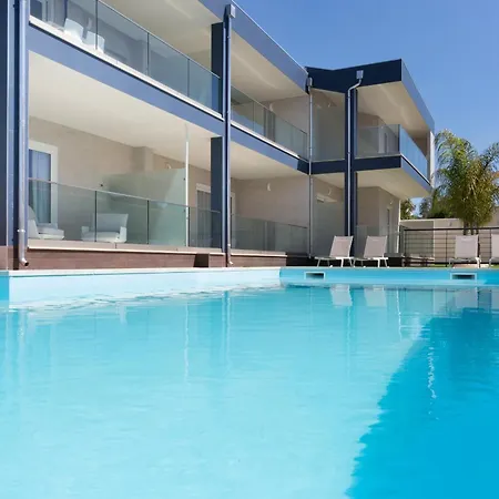Meridian Unita 7 *